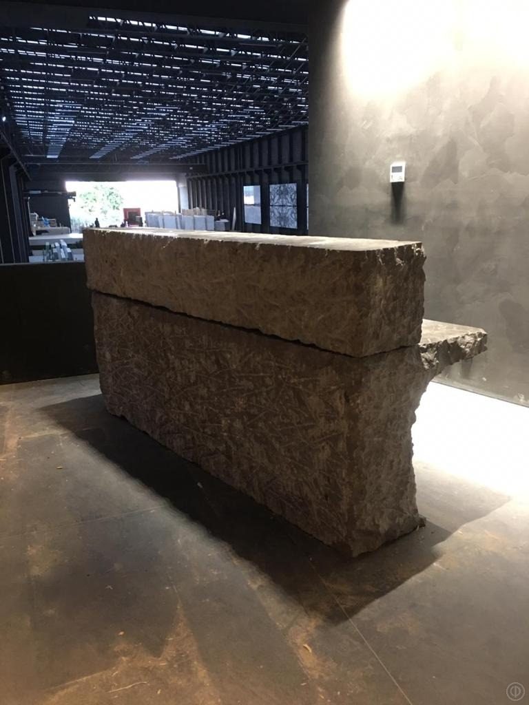 Rock-face solid counter