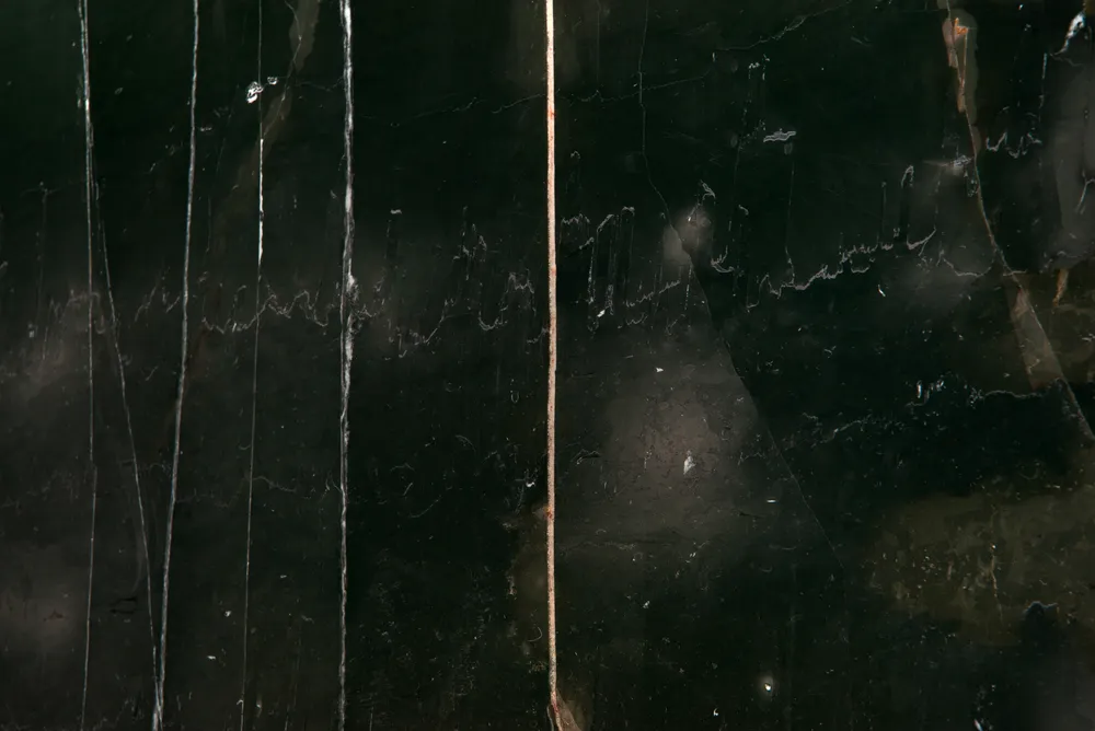 Negro Astral · slab