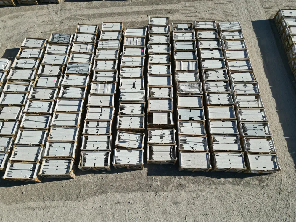 Distribution center