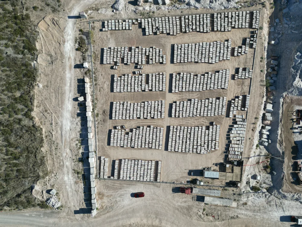 Distribution center